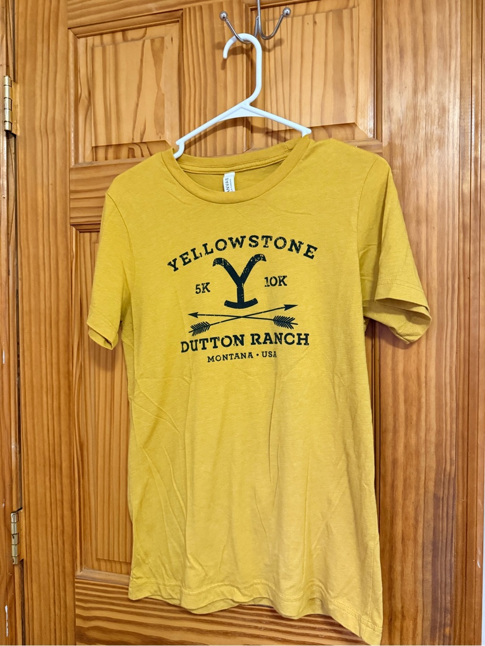 Yellow Yellowstone Dutton Ranch Graphic Tee -